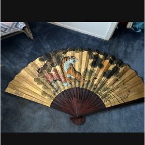 Vintage Antique Chinese Painting Fan 虎虎生威